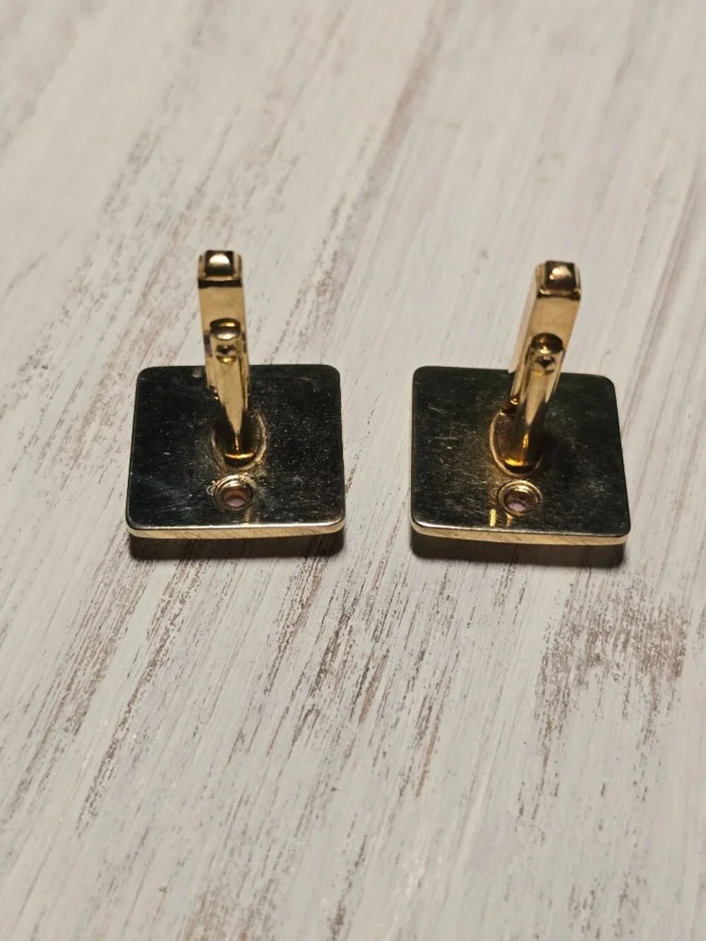 Vintage 1970s Mens Goldtone Atomic Pink Moonglown MCM Starburst Cufflink Set